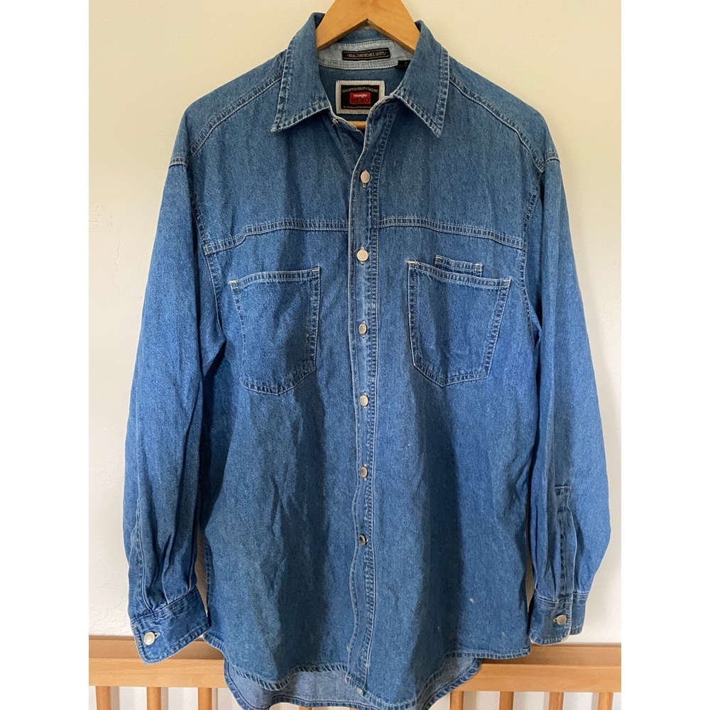 WRANGLER • M